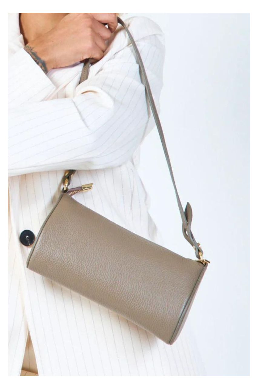 Minimalistlik täisnahast crossbody kott Whitesmoke